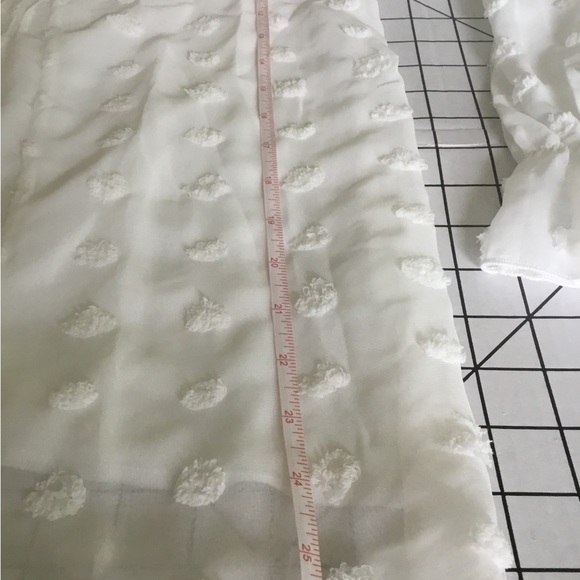 Womens White Blouse Sz. 1X (New) - Picture 4 of 8